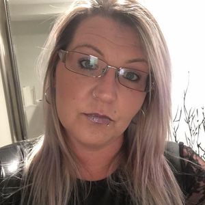 Meet your Posher, Becky